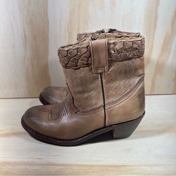 Bed Stu Lullaby Cobbler Series Ankle Boots Women’s Size 6.5 - Picture 8 of 8